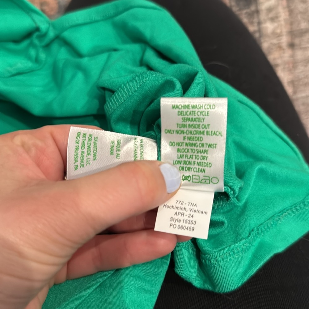 Lilly Pulitzer • Odella V-neck Midi Dress in Brazilian Green - Picture 13 of 14